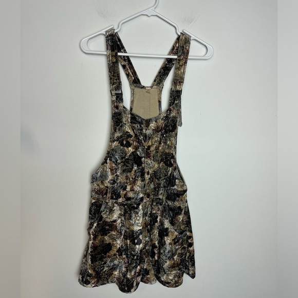 Free People Floral Velvet Short Overalls XS - Picture 3 of 8